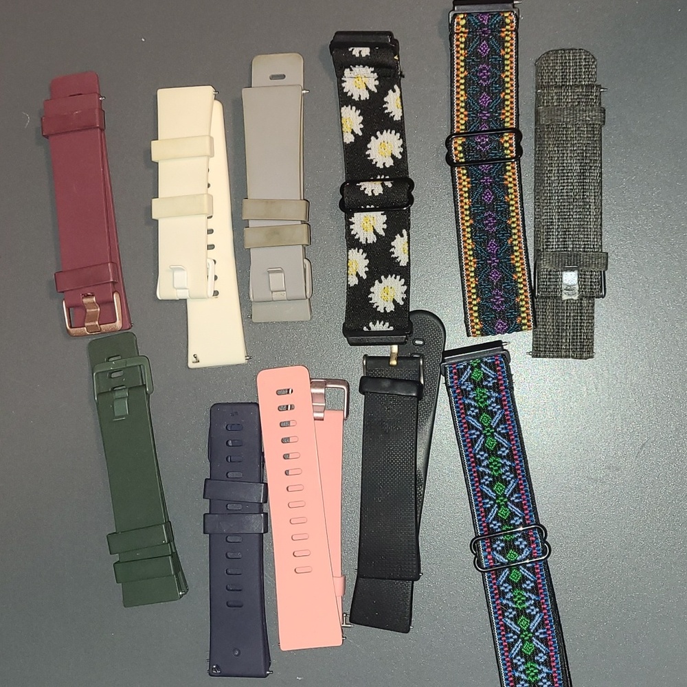 Fitbit Versa 2 With Strap Bundle